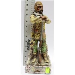 THE BUFFALO HUNTER LIQUOR DECANTER