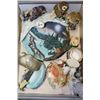 Image 1 : FLAT OF OWL COLLECTIBLES INCLUDING QUARTZ SCULPTUR