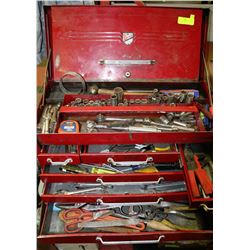 BEACH TOOLBOX WITH CONTENTS