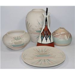FLAT OF INDIA SIERRA POTTERY VASES