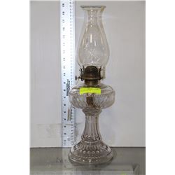 ANTIQUE OIL LAMP