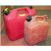Image 1 : 2 GAS JERRY CANS TOGETHER