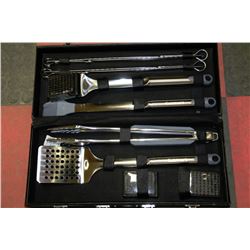CUISINART BARBEQUE SET NEW IN CASE
