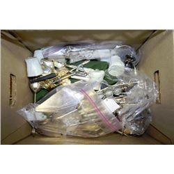BOX WITH ESTATE VINTAGE SILVERWARE AND PIE SERVERS