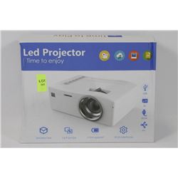 NEW LED PROJECTOR