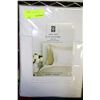 Image 1 : WHITE QUEEN SIZE SHEET SET 230 THREAD COUNT *NEW*