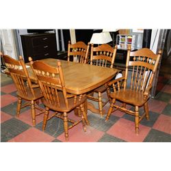OAK TABLE WITH HIDDEN LEAF & 5 CHAIRS