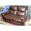 Image 1 : CHOCOLATE BROWN LEATHER RECLINING LOVE SEAT