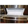 Image 3 : BOSCH STAINLESS STEEL BOTTOM FREEZER FRIDGE WITH