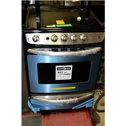 GE BLACK & STAINLESS APARTMENT SIZE CERAMIC TOP