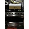 Image 1 : GE PROFILE BLACK & STAINLESS 5 BURNER