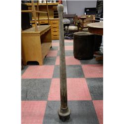 ESTATE ANTIQUE GRINDING TOOL