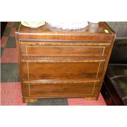 ESTATE VINTAGE 3 DRAWER DRESSER ON CHOICE