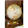 Image 1 : ESTATE GLOBE WITH USSR