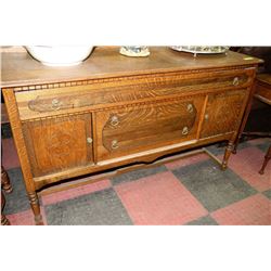 ESTATE VINTAGE TIGER OAK CARVED SIDEBOARD