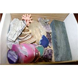 BOX W/LARGE BLOCK OF JADE, CLEAR