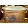 Image 1 : COPPER TUB WITH LID AND CONTENTS