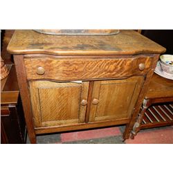 ESTATE TIGER OAK 2 DOOR 1 DRAWER CABINET