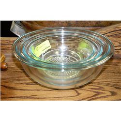 ESTATE 3 PC PYREX BOWL SET