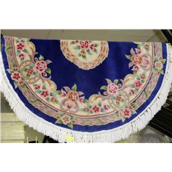 ROUND WOOL FLORAL CARPET