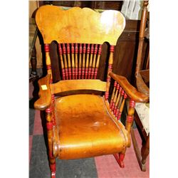VINTAGE ESTATE ALL WOOD ROCKING CHAIR