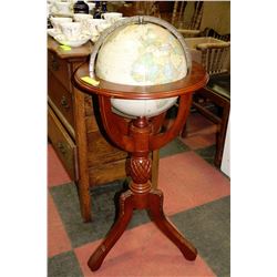 WOOD STAND WITH GLOBE