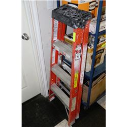 4 FT STEP LADDER