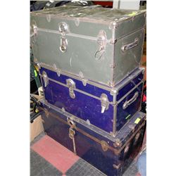 VINTAGE ESTATE STORAGE TRUNK X3