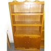 Image 1 : 3 SHELF OVER 2 DOOR OAK CABINER