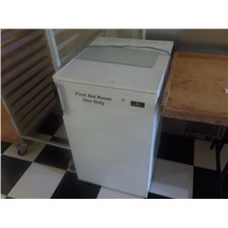 GENERAL MINI FRIDGE