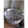Image 1 : 187     1    COLANDER WITH WISKS ETC