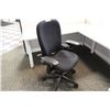 Image 2 : STEELCASE LEAP BLACK FULL ADJUSTABLE ERGONOMIC MID BACK TASK CHAIR