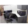 Image 1 : HAWORTH PREMISE 6' X 6' CORNER WORKSTATION WITH OVERHEAD