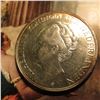 Image 2 : 1932 Netherland 2 1/2 Gulden .720 fine Silver. KM165. EF++. KM value $30.00.