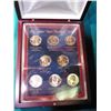 Image 1 : 2012 U.S. Presidential Eight-piece Dollar Set in hardwood case.