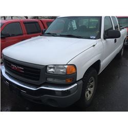 2005 GMC SIERRA, 2 DOOR PU, WHITE, VIN # 1GTEK19V55E324267