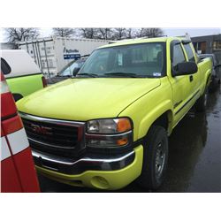 2006 GMC SIERRA 2500HD DURAMAX SLE, 2 DOOR PU, YELLOW, VIN # 1GTHK29296E117021