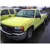Image 1 : 2004 GMC SIERRA, 2 DOOR PU, YELLOW, VIN # 1GTEC14X24Z145519