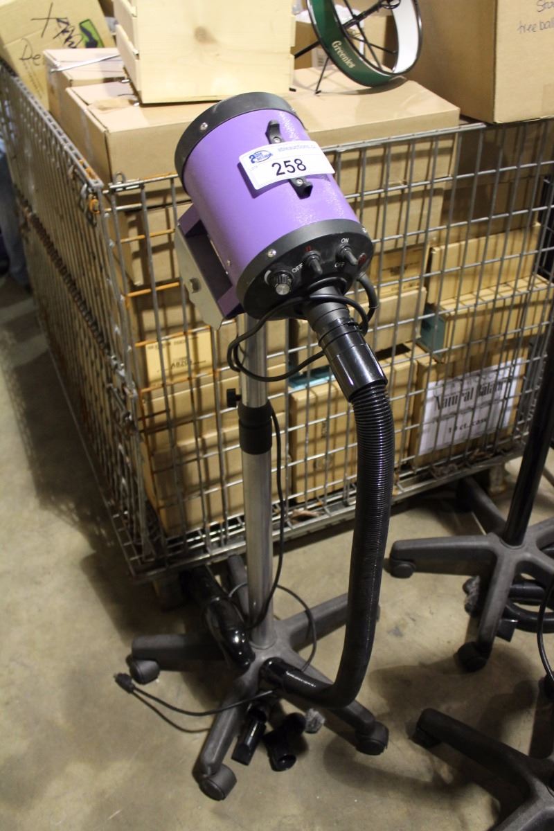 MASTER EQUIPMENT FLASH DRY 110V PET GROOMING VACUUM MASTER EQUIPMENT FLASH DRY 110V PET GROOMING VACUUM