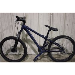 BLUE TREK 24 SPEED FRONT SUSPENSION FRONT DISC BRAKES MOUNTAIN BIKE