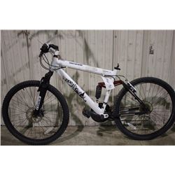 WHITE GENESIS 21 SPEED FULL SUSPENSION FRONT DISC BRAKES MOUNTAIN BIKE