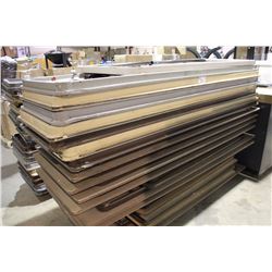 PALLET OF FOLDING TABLES