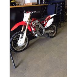 2013 HONDA TCR CRF 450R, RED DIRT BIKE, VIN # JH2PE0521DK200283