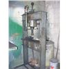 Image 8 : Dake Hydraulic H Frame Shop Press