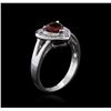 Image 3 : 14KT White Gold 0.87ct Garnet and Diamond Ring