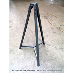 GHENT TRIUMPH DISPLAY EASEL (PS) C-246