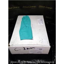BOX: NITRILE GLOVES