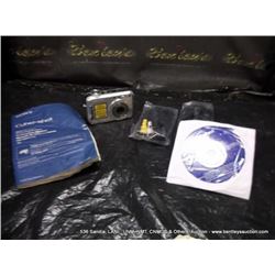 SONY DSC-S700 CYBERSHOT CAMERA