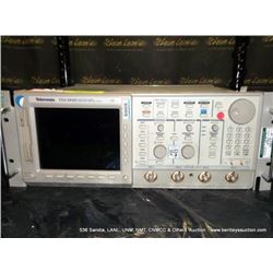 TEKTRONIX TDS684B COLOR FOUR CHANNEL DIGITAL REAL TIME OSCILLOSCOPE (PS) 1600079