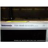 Image 3 : TEKTRONIX TDS684B COLOR FOUR CHANNEL DIGITAL REAL TIME OSCILLOSCOPE (PS) 1600070